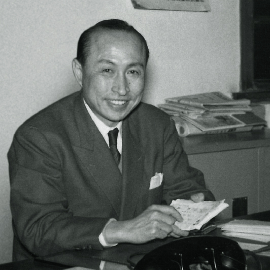 甘糟朝治